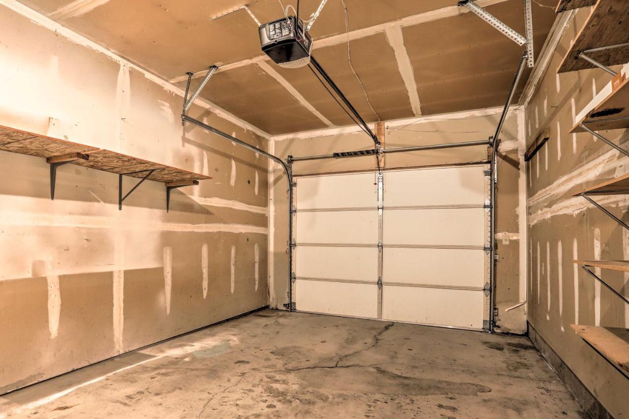 Duplex With Private Yard 3 Mi To Downtown Loveland! Kültér fotó